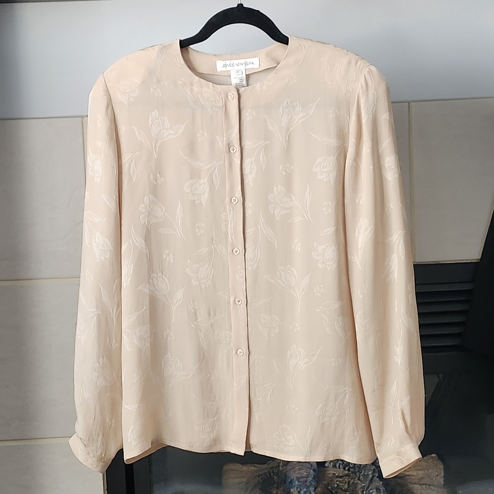 Jones New York 100% Silk Blouse, Beige Floral Jacquard Long Sleeve Shirt, Sz 12